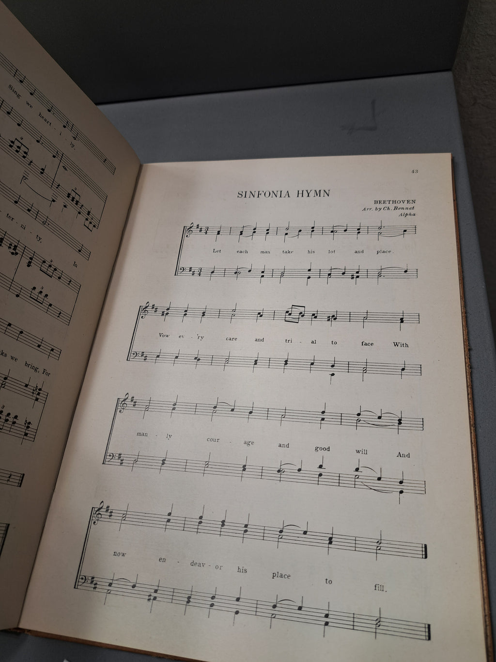 Vintage 1931 edition of Songs of Sinfonia