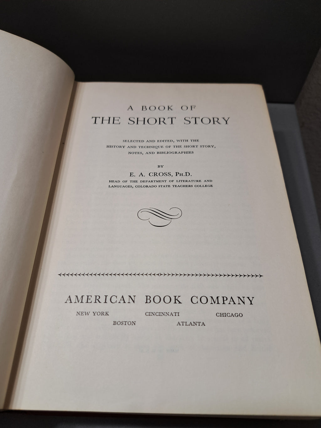 Vintage 1934 first edition A Book of the Short Story by E A Cross PhD