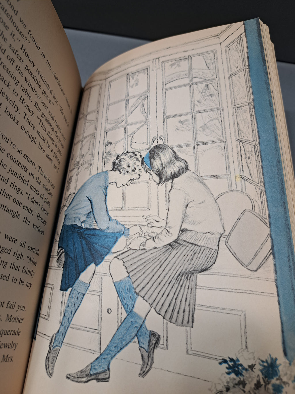 Vintage 1956 Trixie Belden and the Mystery Off Glen Road by Julie Campbell