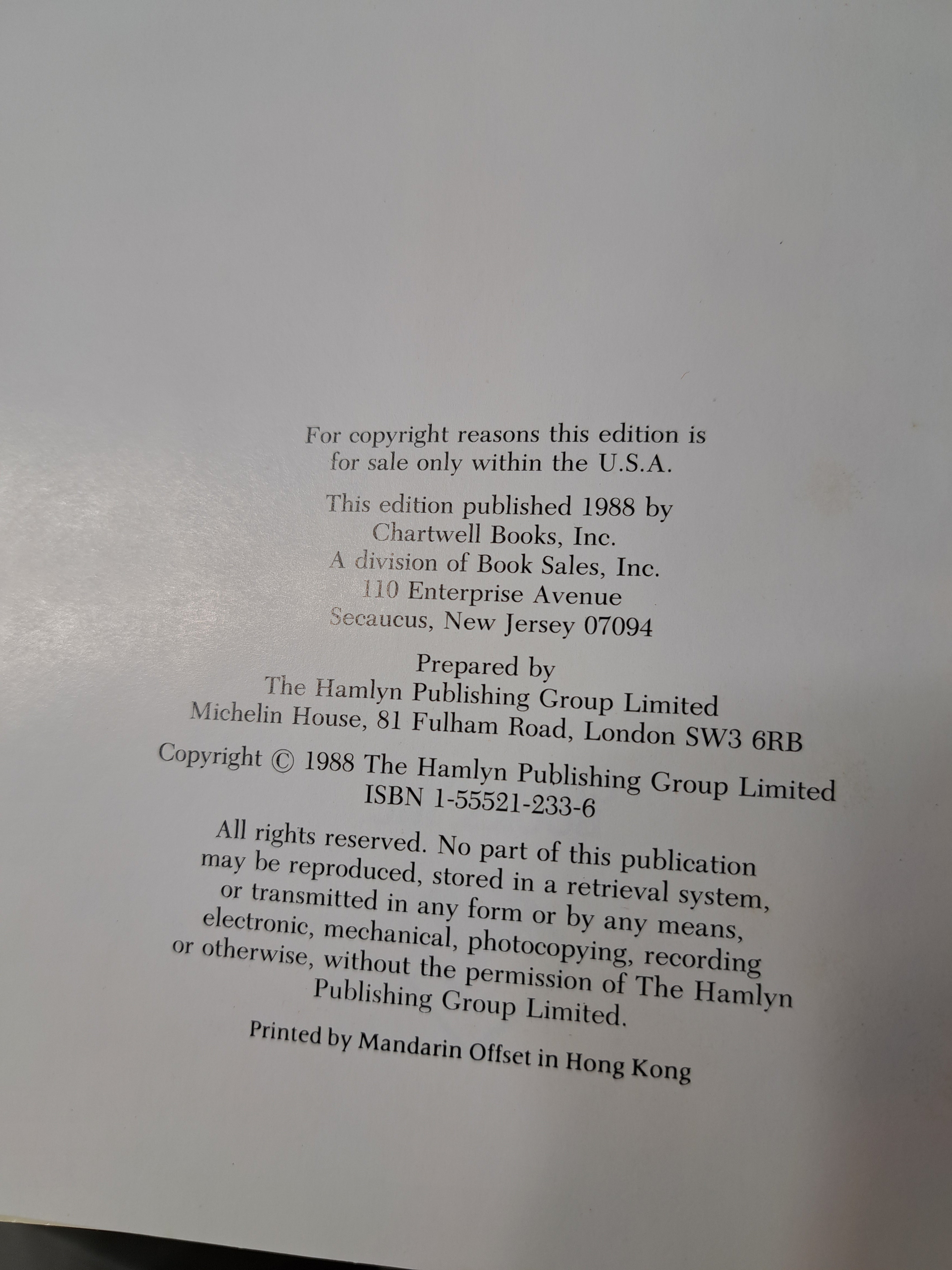 Vintage 1988 Warfare of the 20th Century: Armed Conflicts Outside the Two World Wars by Christopher Chant