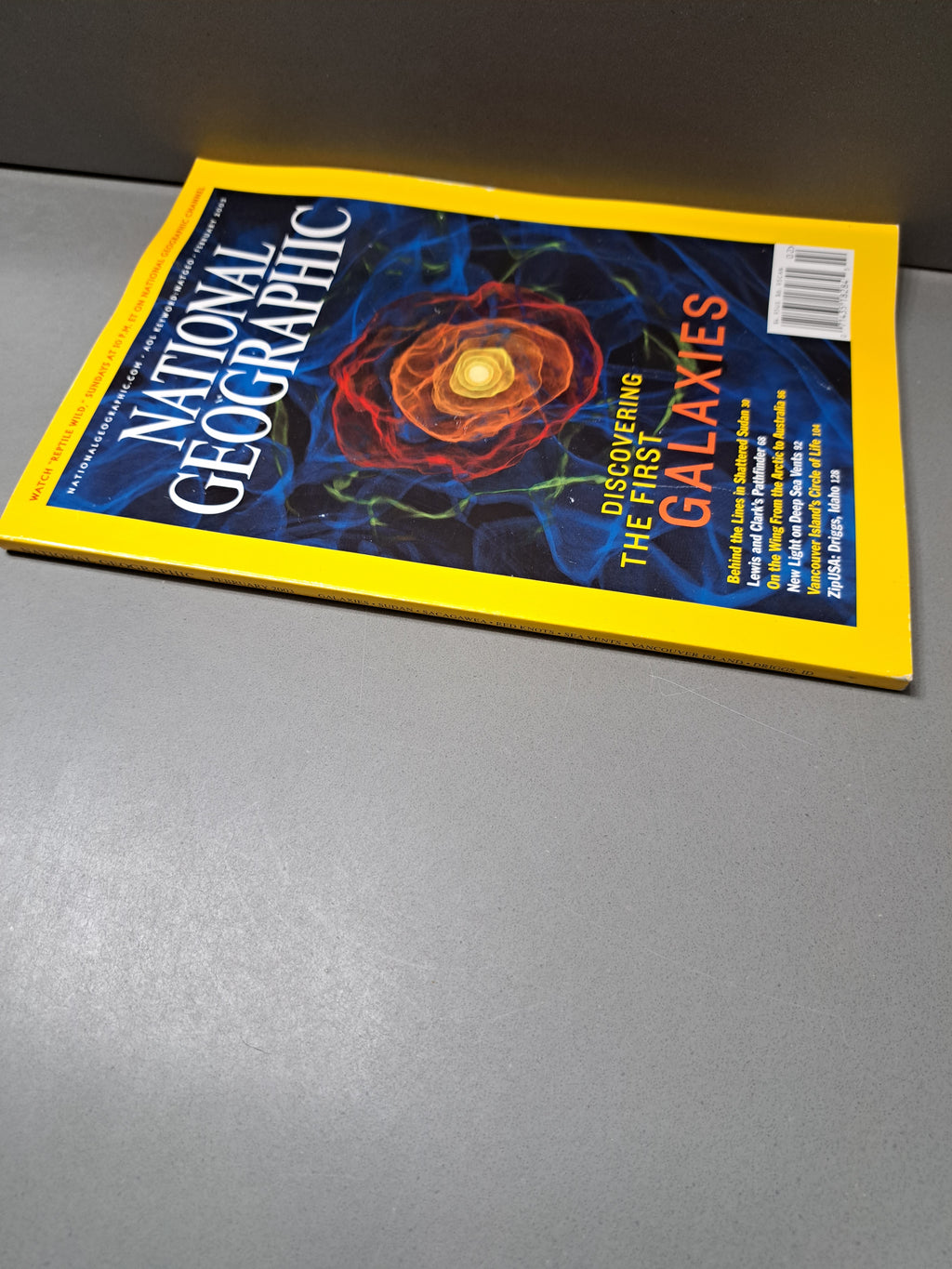 National Geograpic Discovering the First Galaxies edition