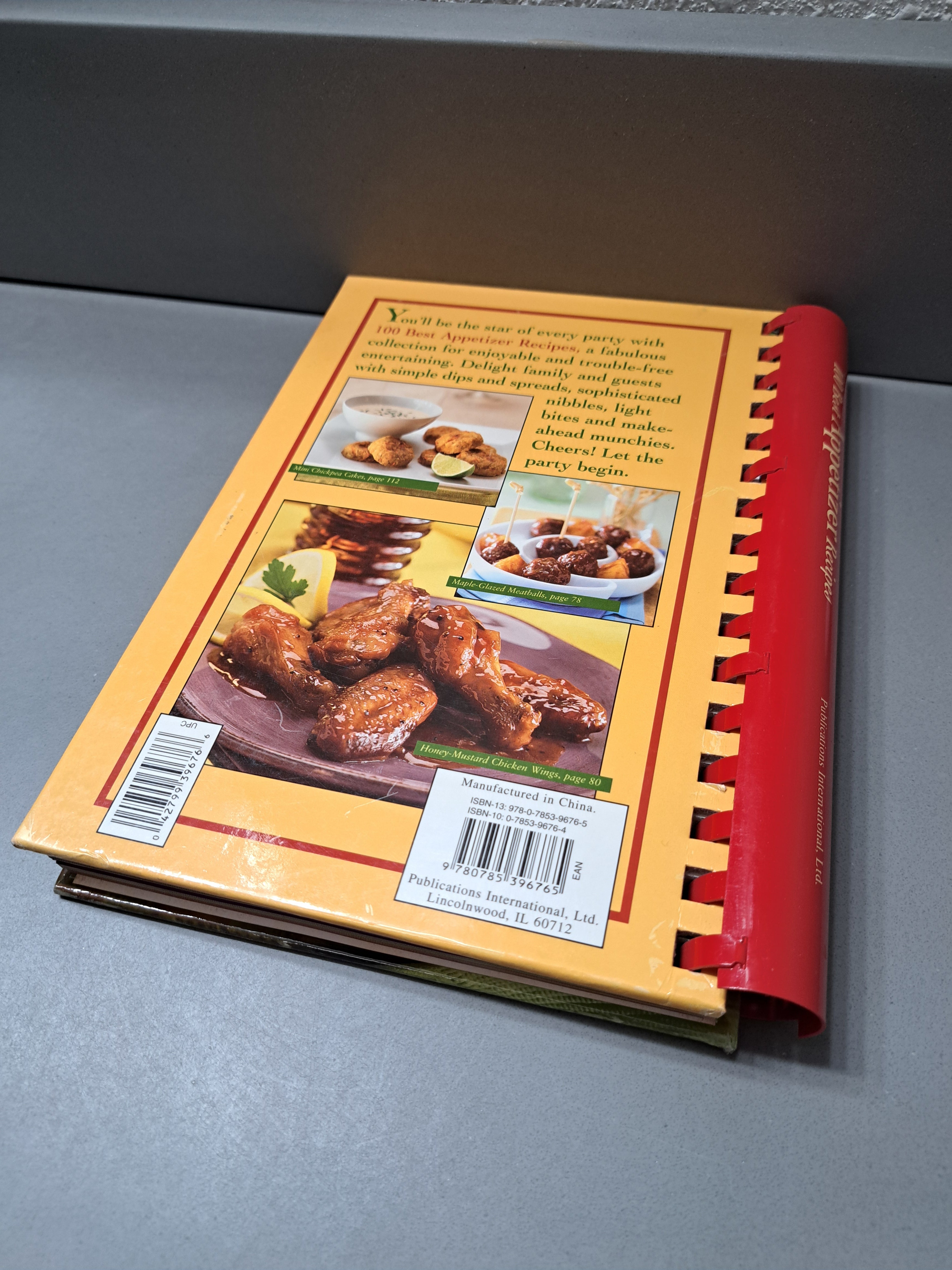 Favorite Brand Name: 100 Best Appetizer Recipes spiralbound cookbook