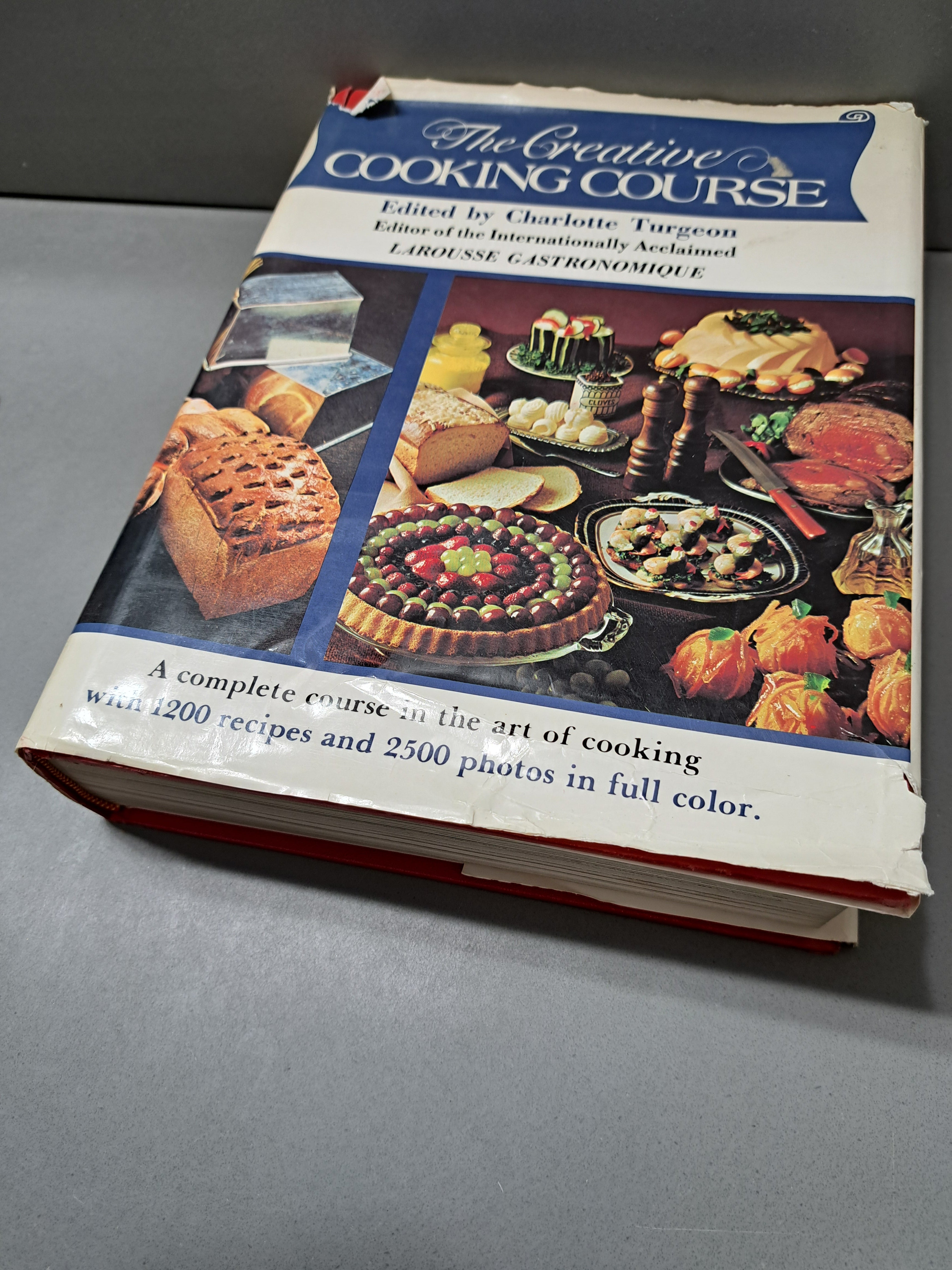 Vintage 1982 The Creative Cooking Course cookbook