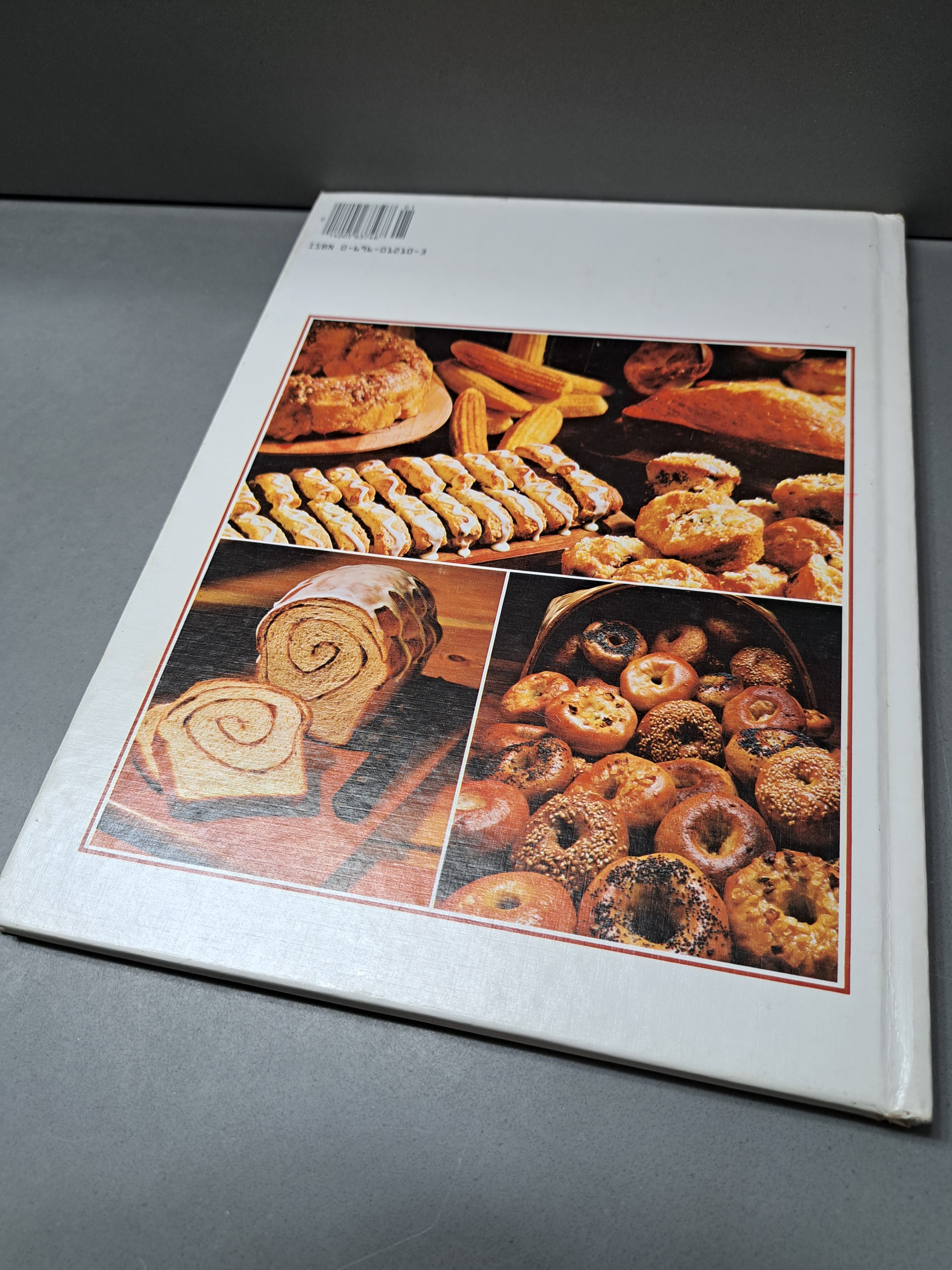 Vintage 1979 Better Homes and Gardens All-Time Favorite Bread Recipes