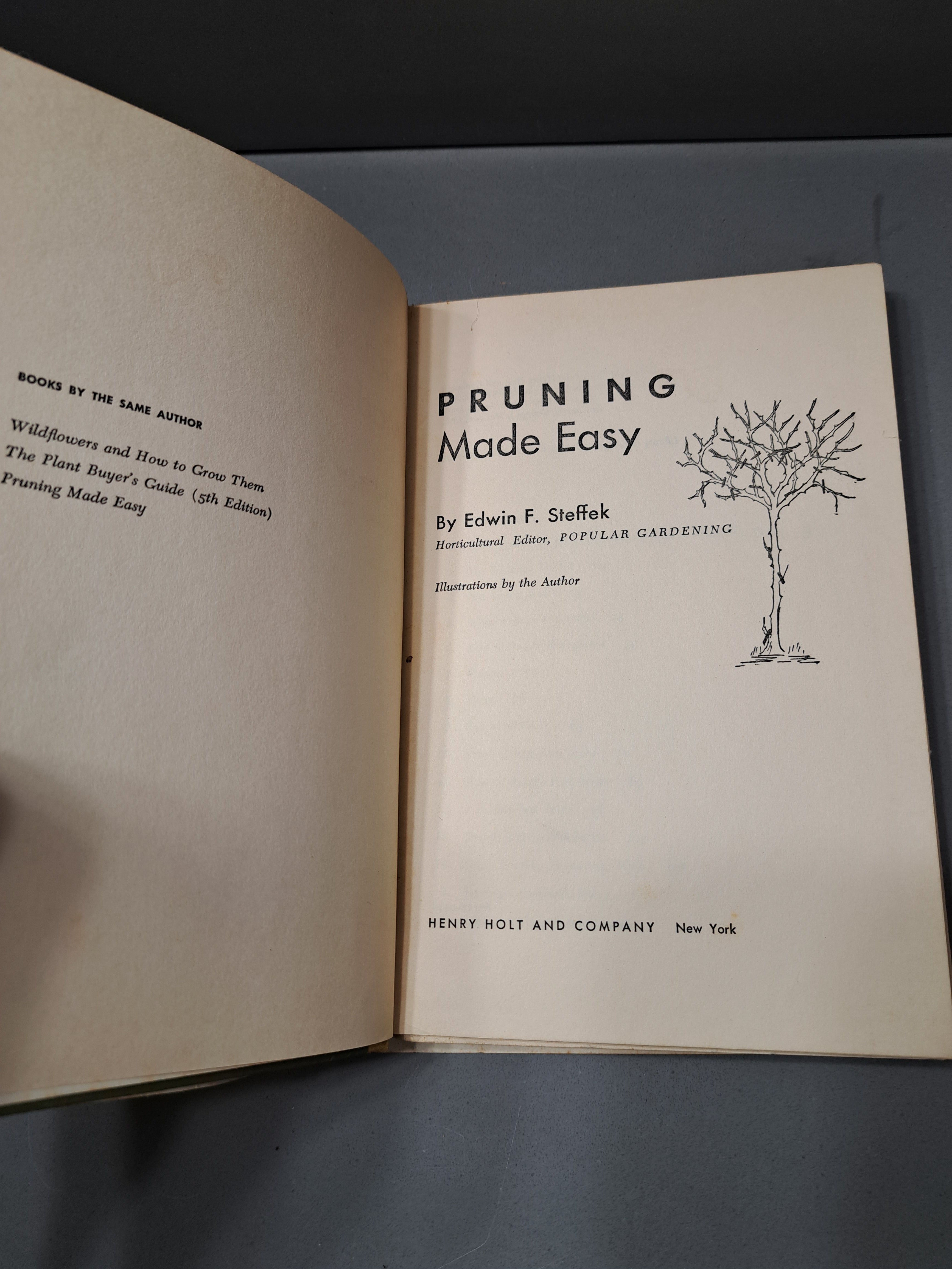 Vintage 1958 first edition of Pruning Made Easy by Edwin F Steffek