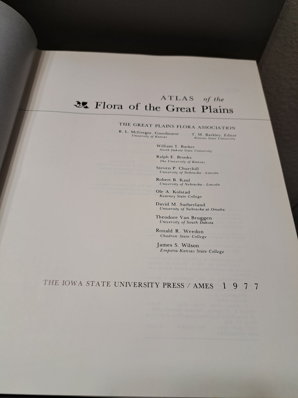 Vintage 1977 first edition of Atlas of the Flora of the Great Plains