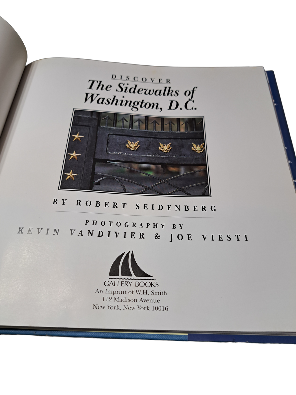 Vintage 1989 Discover America: Discover the Sidewalks of Washington, D.C.