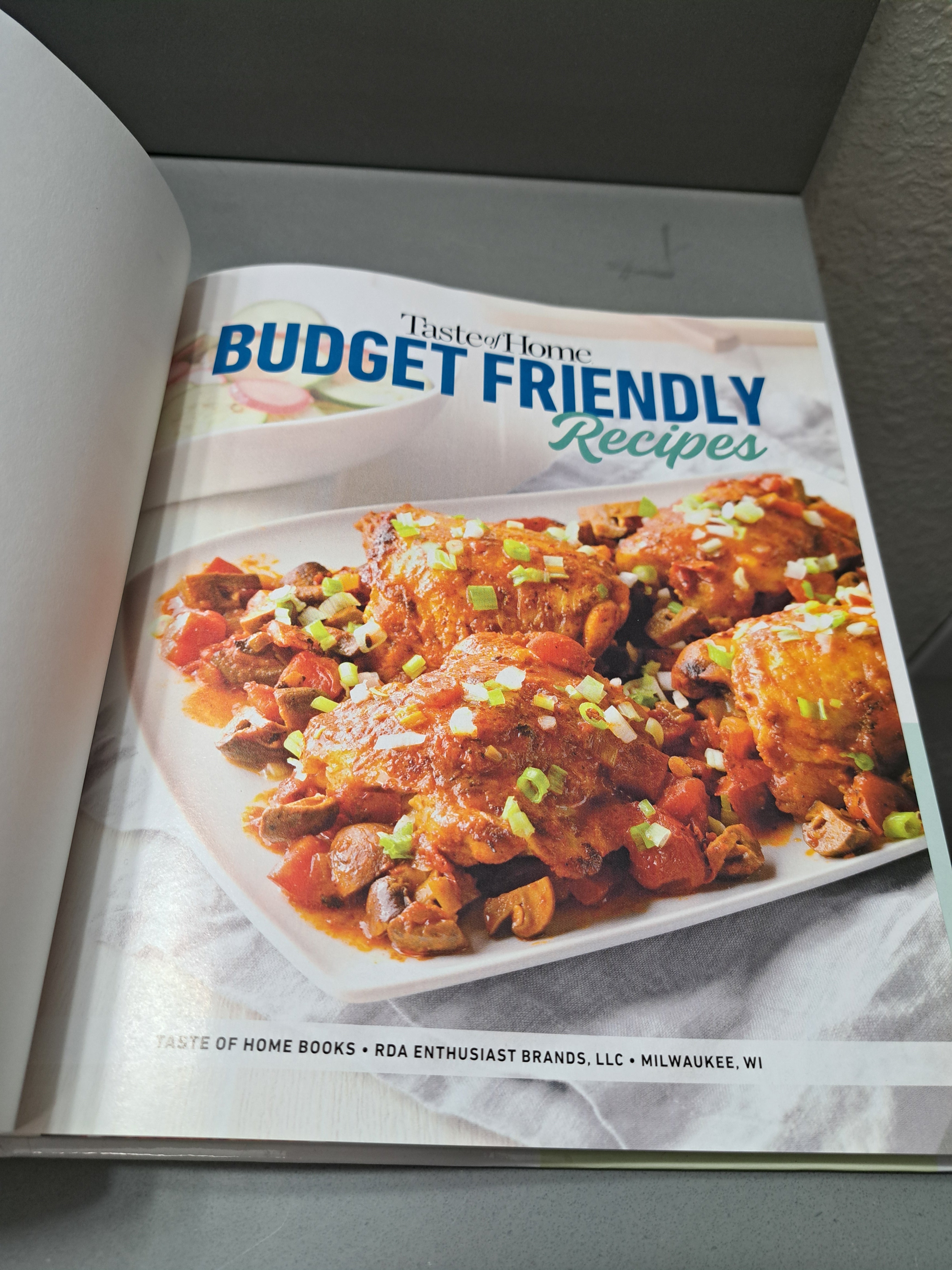 2022 Taste of Home Budget Friendly Recipes Cookbook