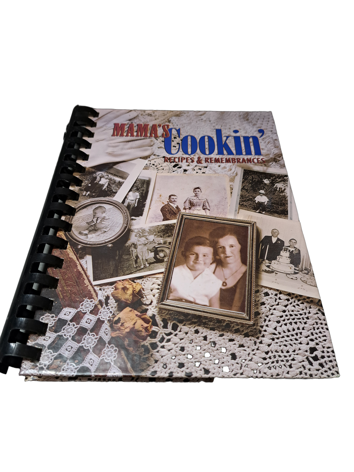 Vintage 1997 cookbook Mama's Cookin': Recipes & Remembrances