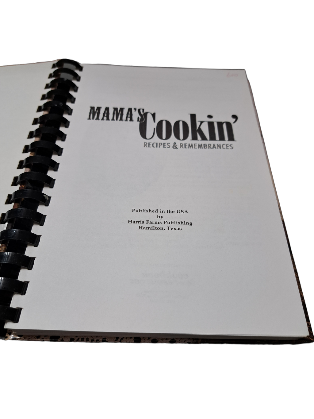 Vintage 1997 cookbook Mama's Cookin': Recipes & Remembrances