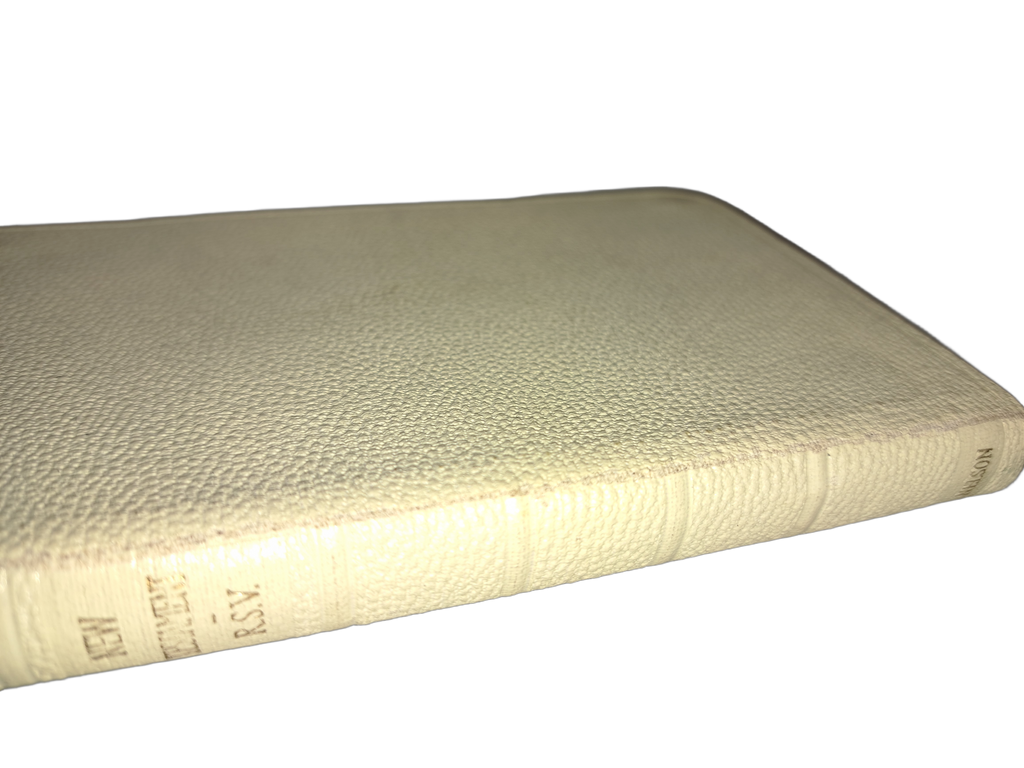 Vintage 1946 The New Covenant: The New Testament of Our Lord and Savior Jesus Christ