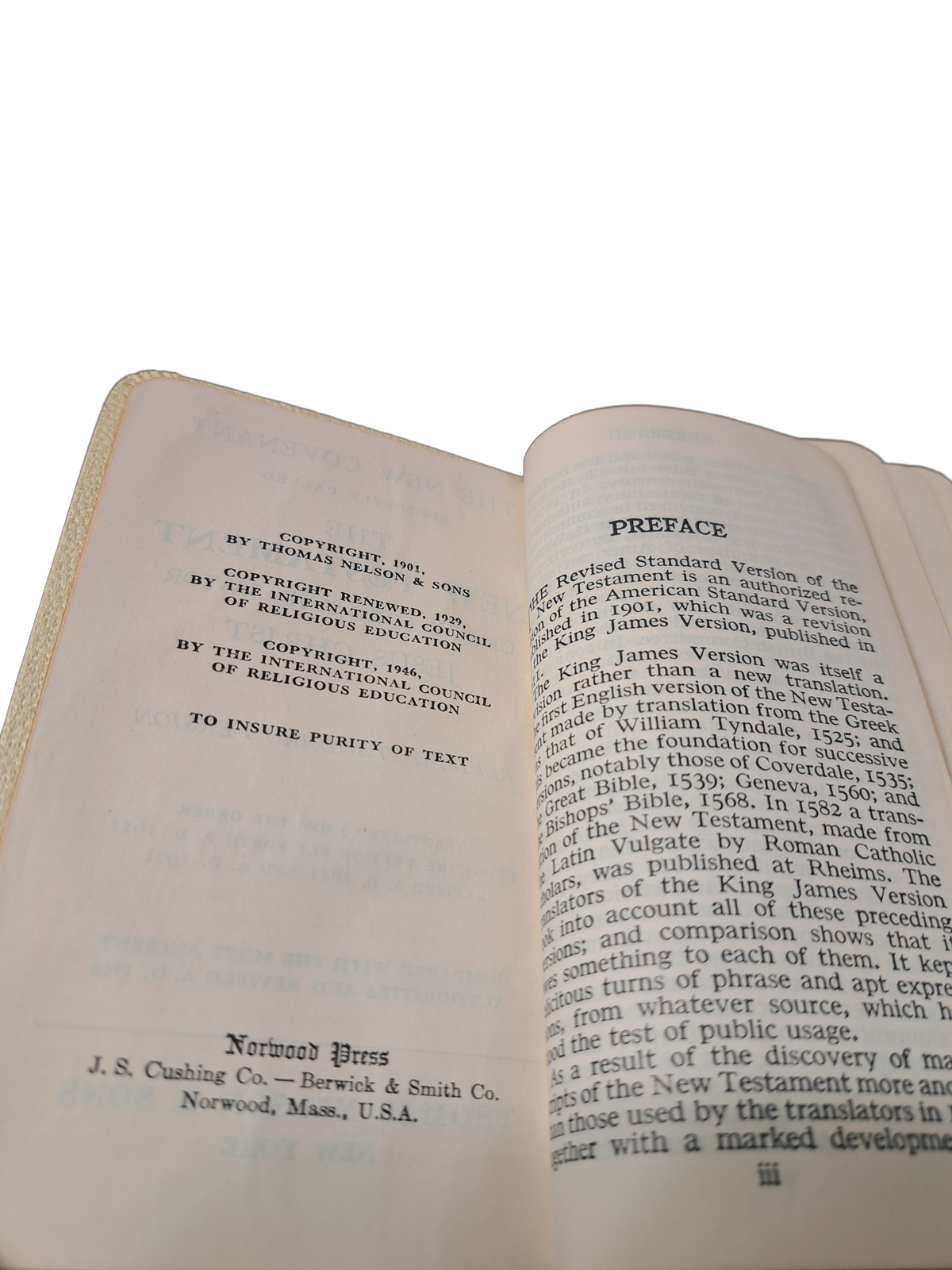 Vintage 1946 The New Covenant: The New Testament of Our Lord and Savior Jesus Christ