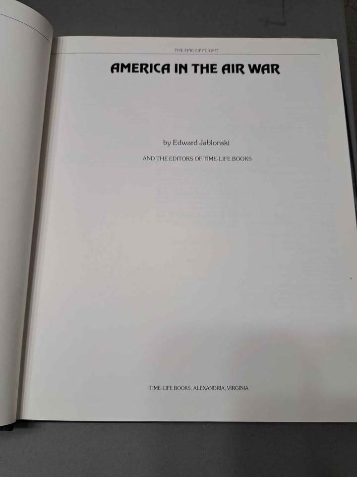 Vintage 1980s America in the Air War / Aviation History hardcover