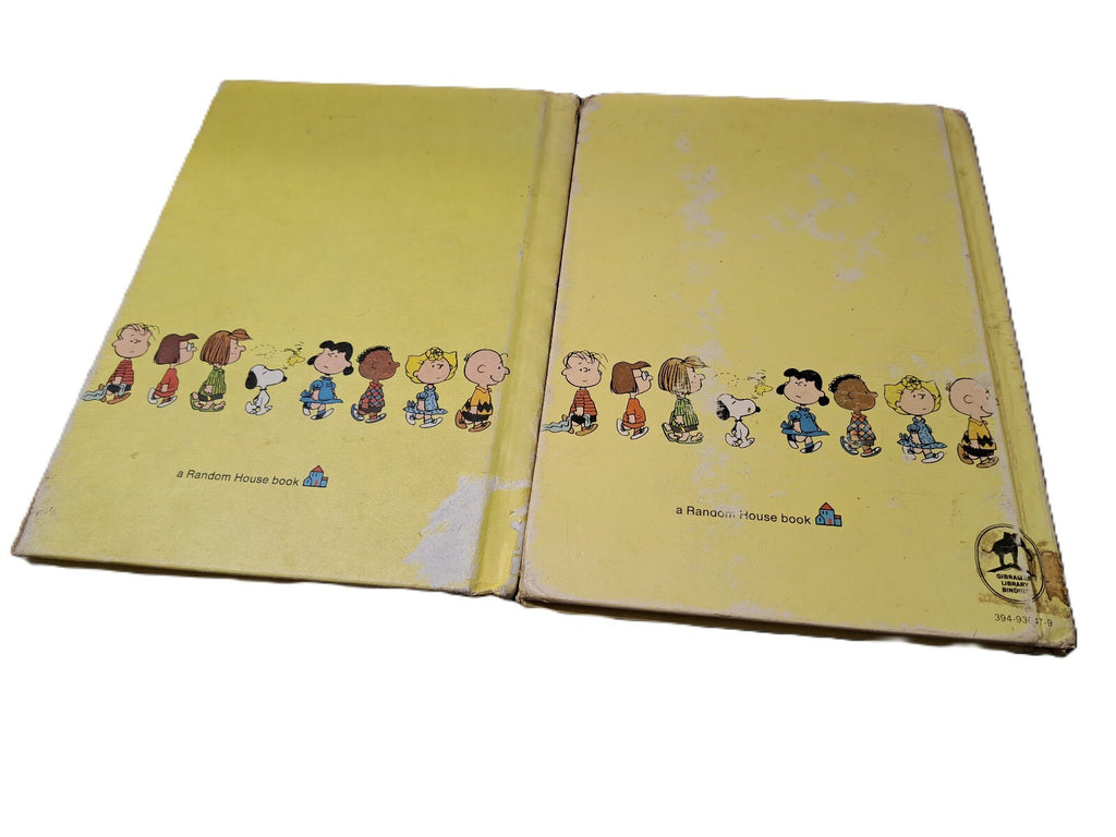 Vintage 1974/1976 A Charlie Brown Thanksgiving, Valentine & Easter books by Charles M Schulz