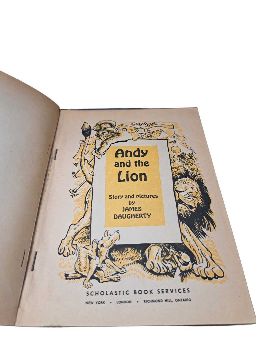 Vintage 1967 Andy and the Lion
