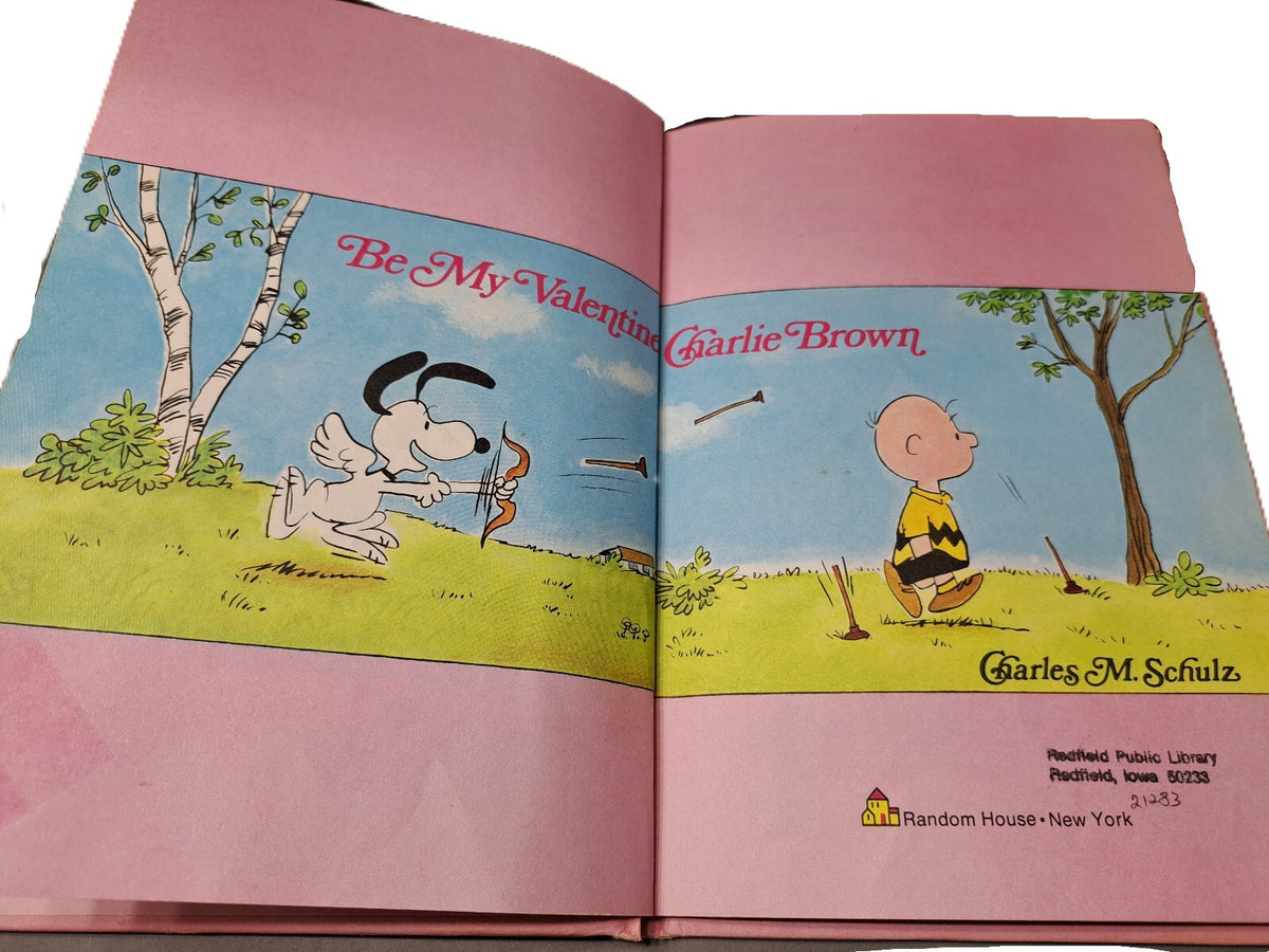 Vintage 1974/1976 A Charlie Brown Thanksgiving, Valentine & Easter books by Charles M Schulz
