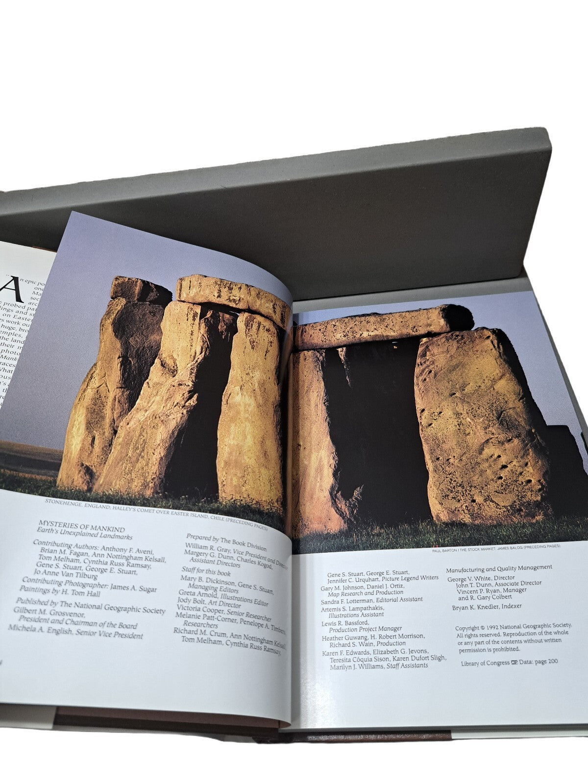 Vintage 1992 Mysteries of Mankind: Earth's Unexplained Landmarks by National Geographic
