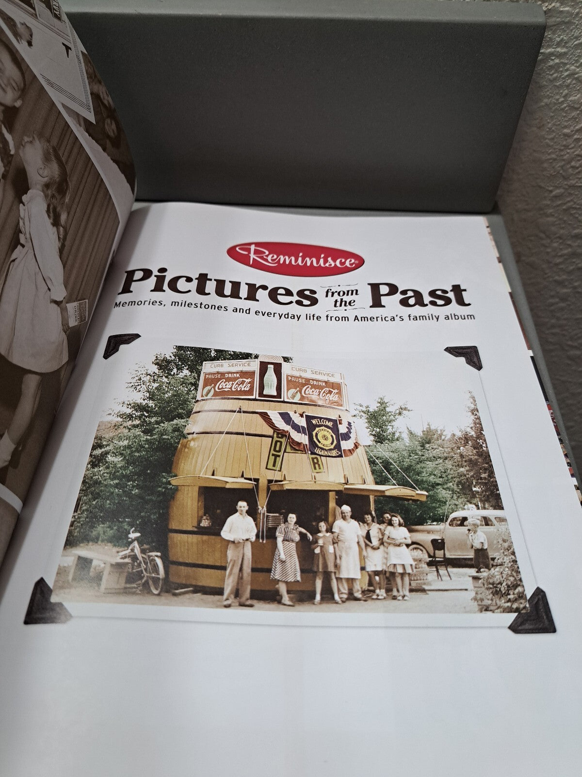 2015 Reminisce: Pictures from the Past book