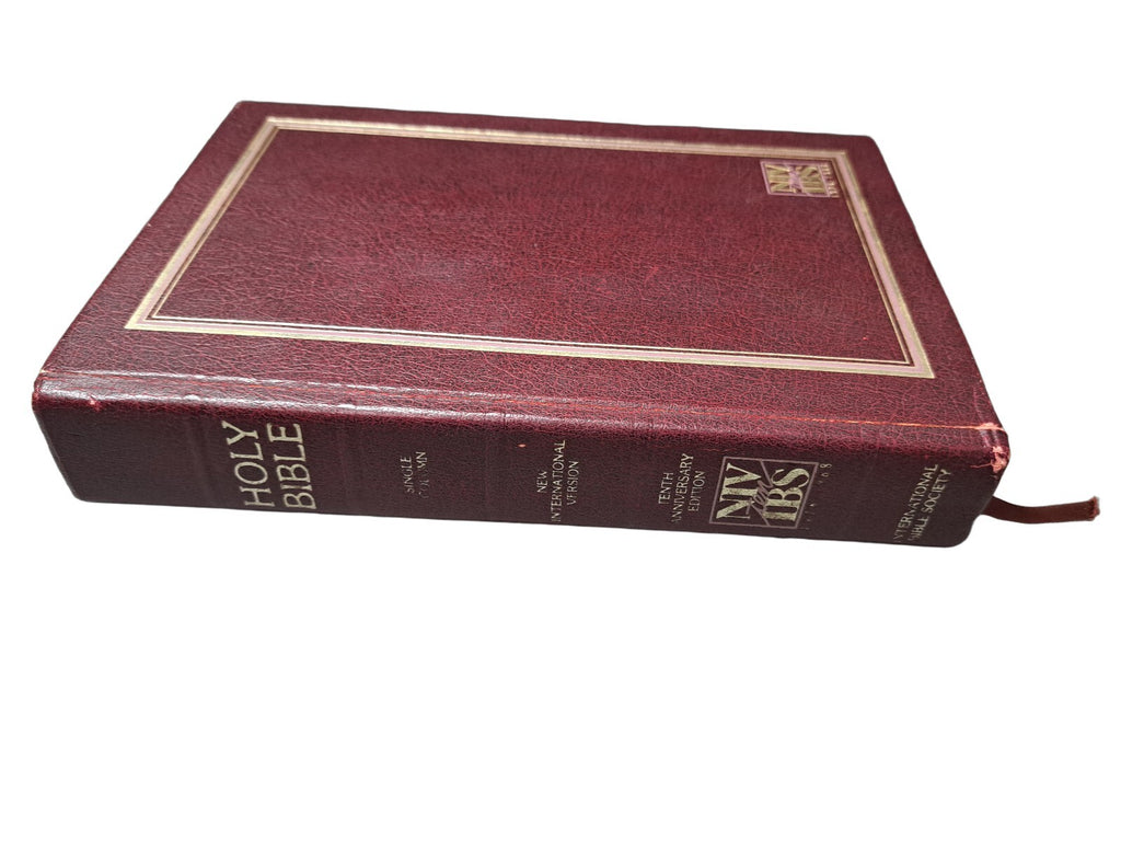 Vintage 1984 The Holy Bible: New International Version