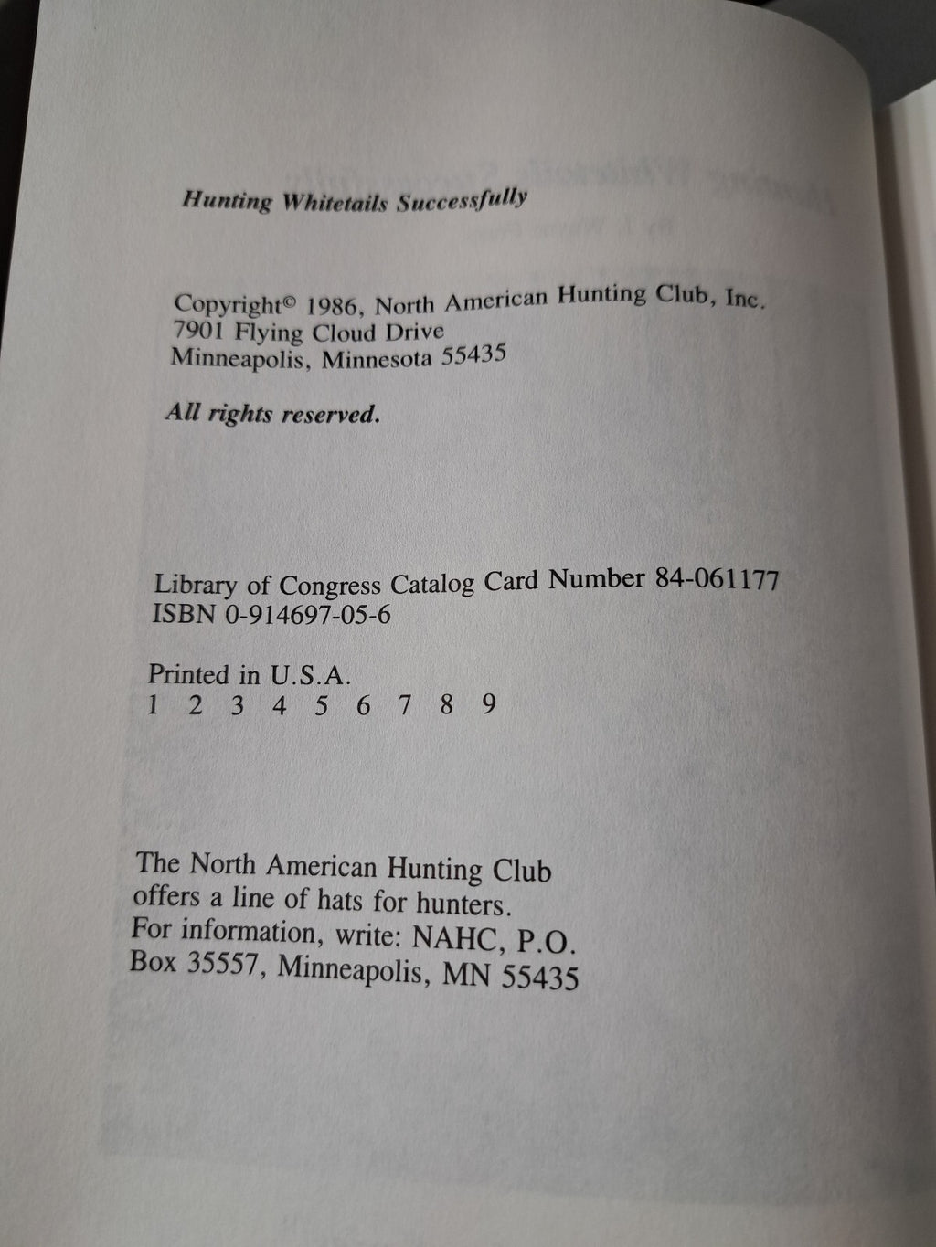 Vintage 1986 Hunting Whitetails Successfully