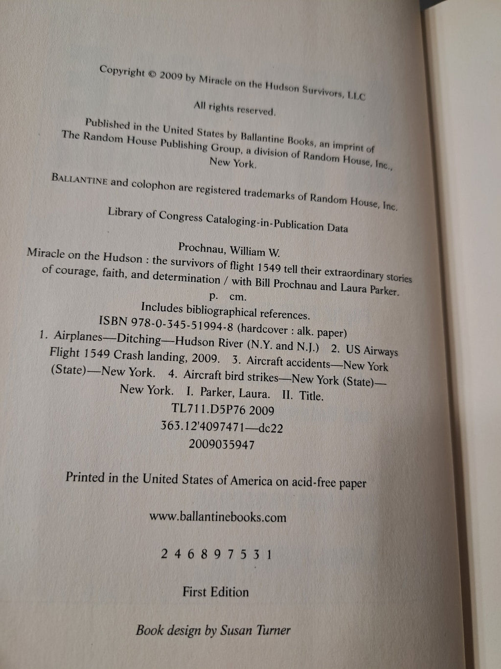 2009 Miracle on the Hudson book by William Prochnau and Laura Parker