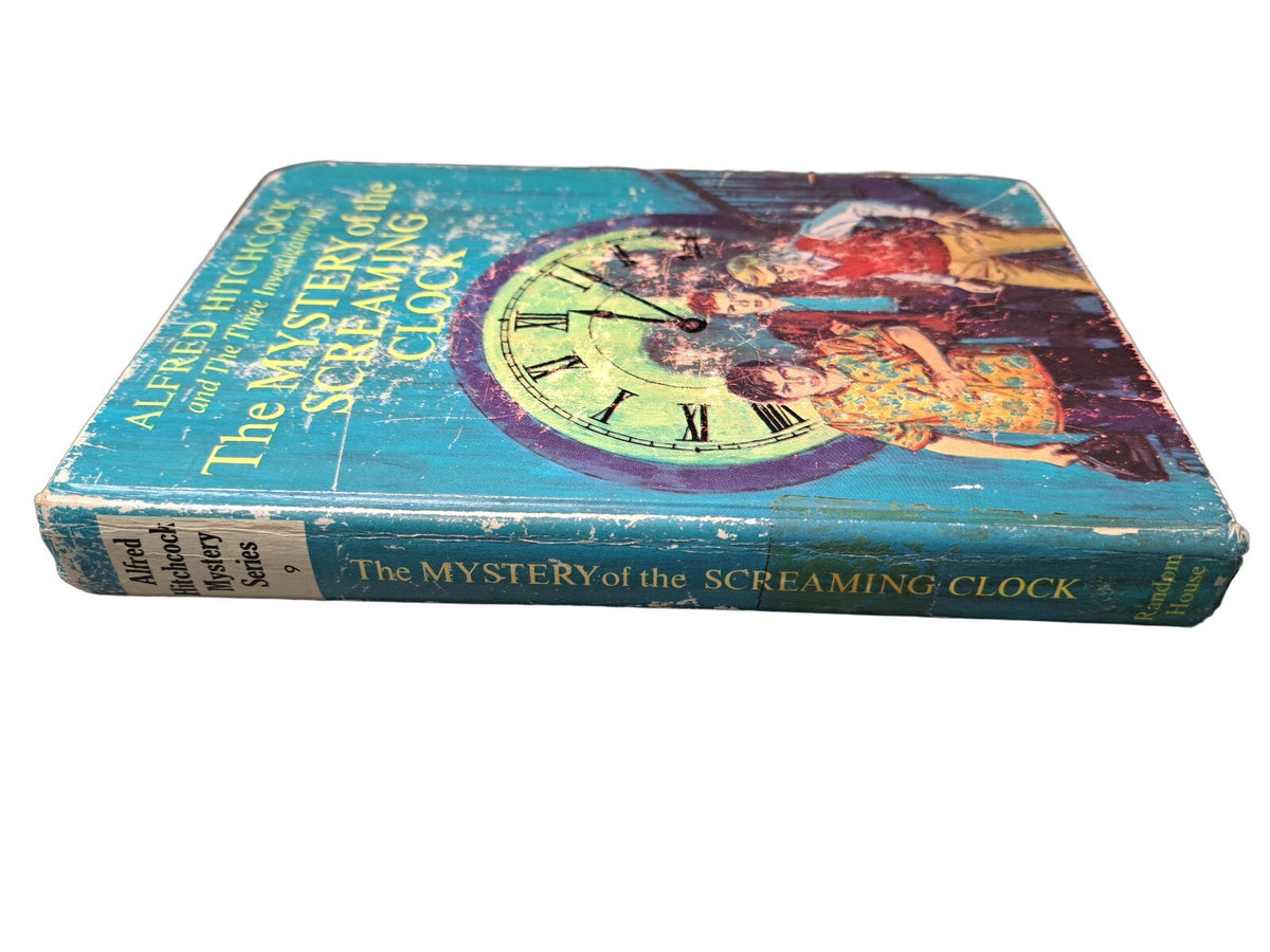 Vintage 1968 Alfred Hitchcock The Mystery of the Screaming Clock book