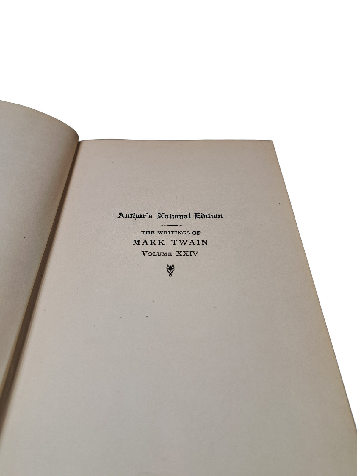 Vintage 1906 The $30,000 Bequest and Other Stories book by Mark Twain