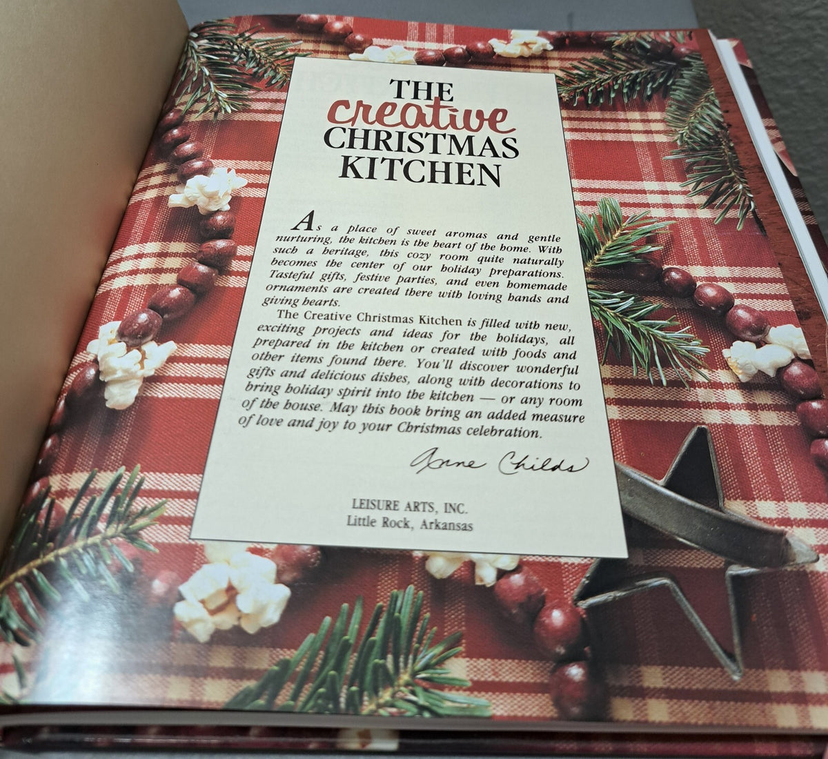 Vintage 1992 The Creative Christmas Kitchen book