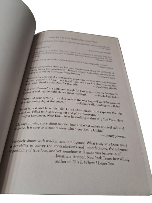 2011 The First Husband by Laura Dave